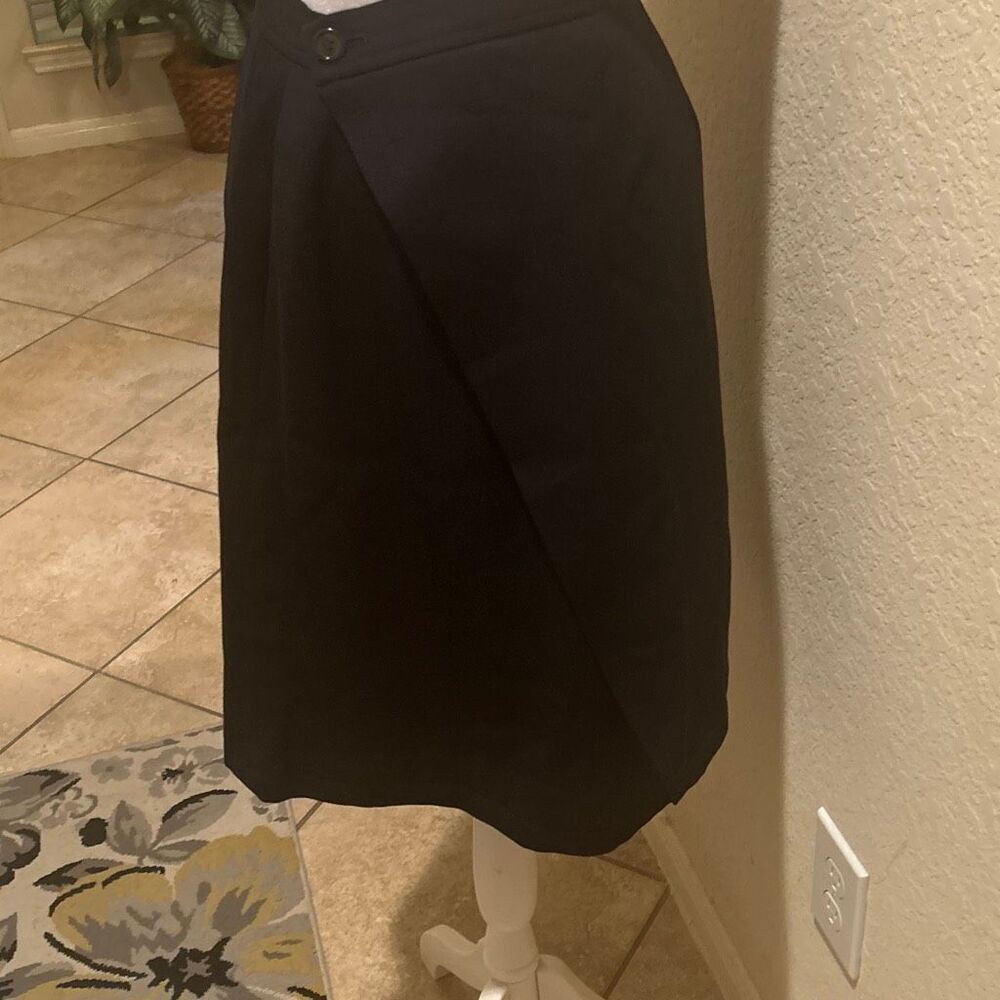 Yves Saint Laurent Sz M Wrap Pencil Skirt Black Quiet Luxury Minimalist Classic